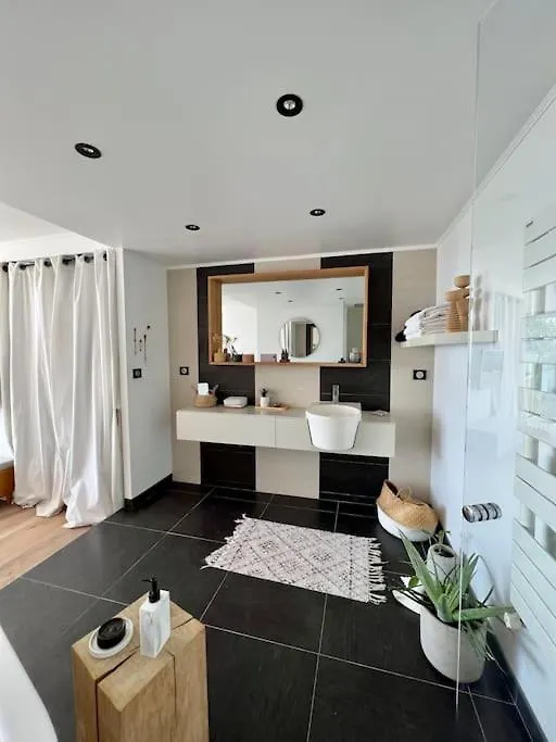 Maison D'Artiste Vue Mer & Jacuzzi Vallauris Villa