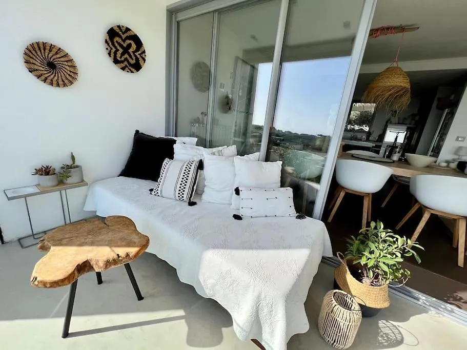 Maison D'Artiste Vue Mer & Jacuzzi Vallauris Francia